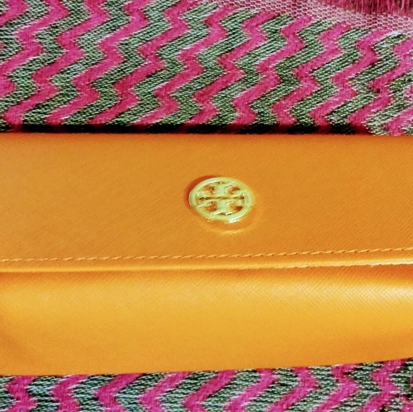 Tory Burch Leather Sunglass Case - Picture 4 of 4